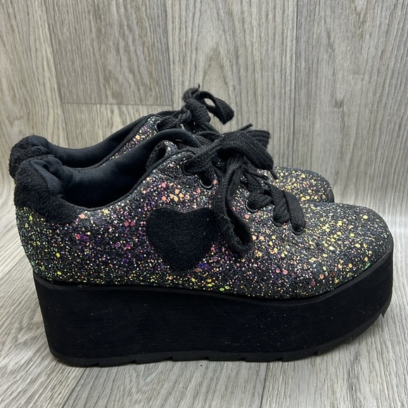 YRU Lala Heart', Black Glitter Platform Sneaker - Picture 7 of 9